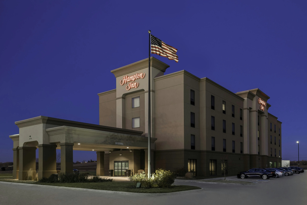 photo 1 of Hampton Inn Bellevue