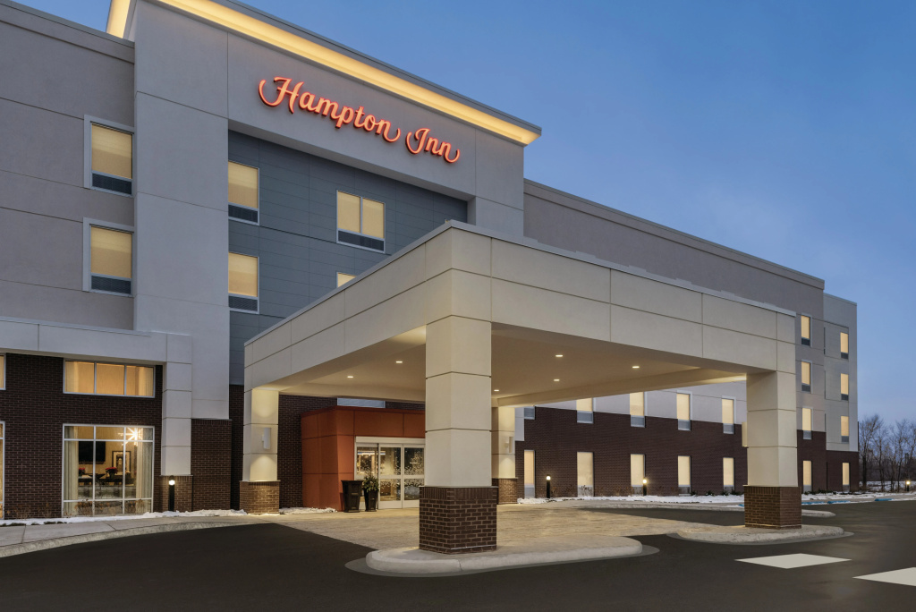 photo 1 of Hampton Inn Brooklyn Park