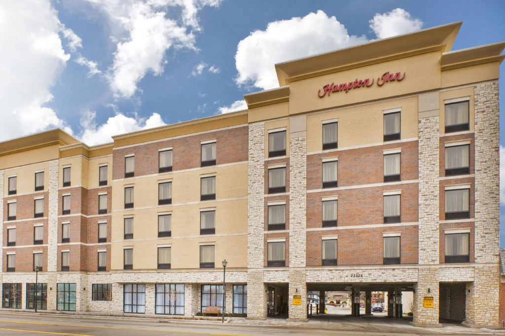 photo 1 of Hampton Inn by Hilton Detroit Dearborn
