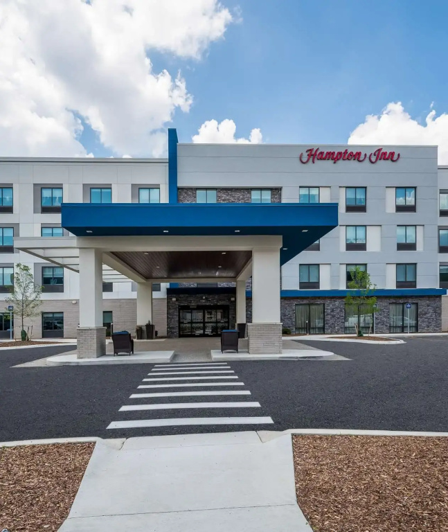 photo 1 of Hampton Inn by Hilton Detroit Southfield