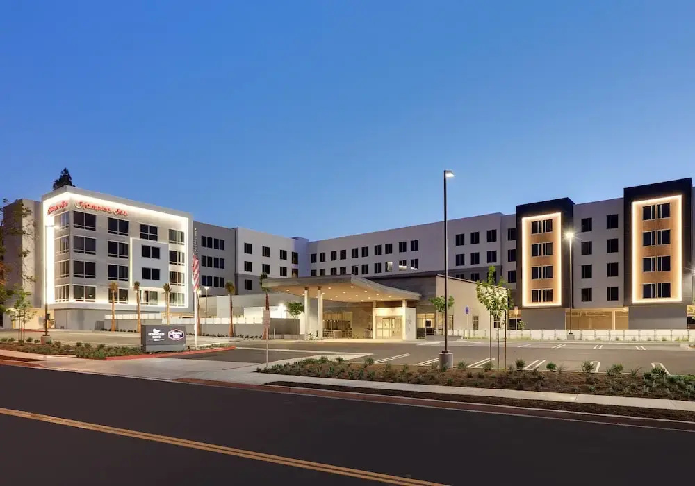 photo 1 of Hampton Inn By Hilton Irvine Spectrum/Lake Forest