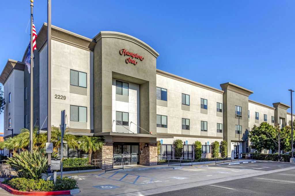 photo 1 of Hampton Inn Carlsbad-North San Diego County