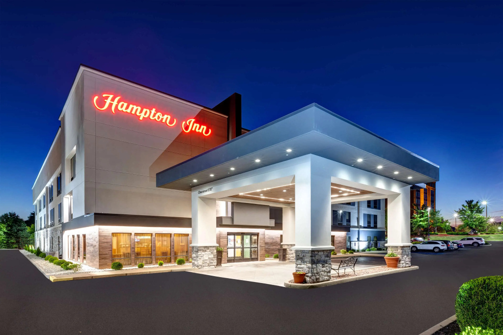 photo 1 of Hampton Inn Cincinnati Airport - North