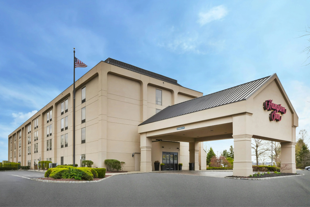photo 1 of Hampton Inn Clinton