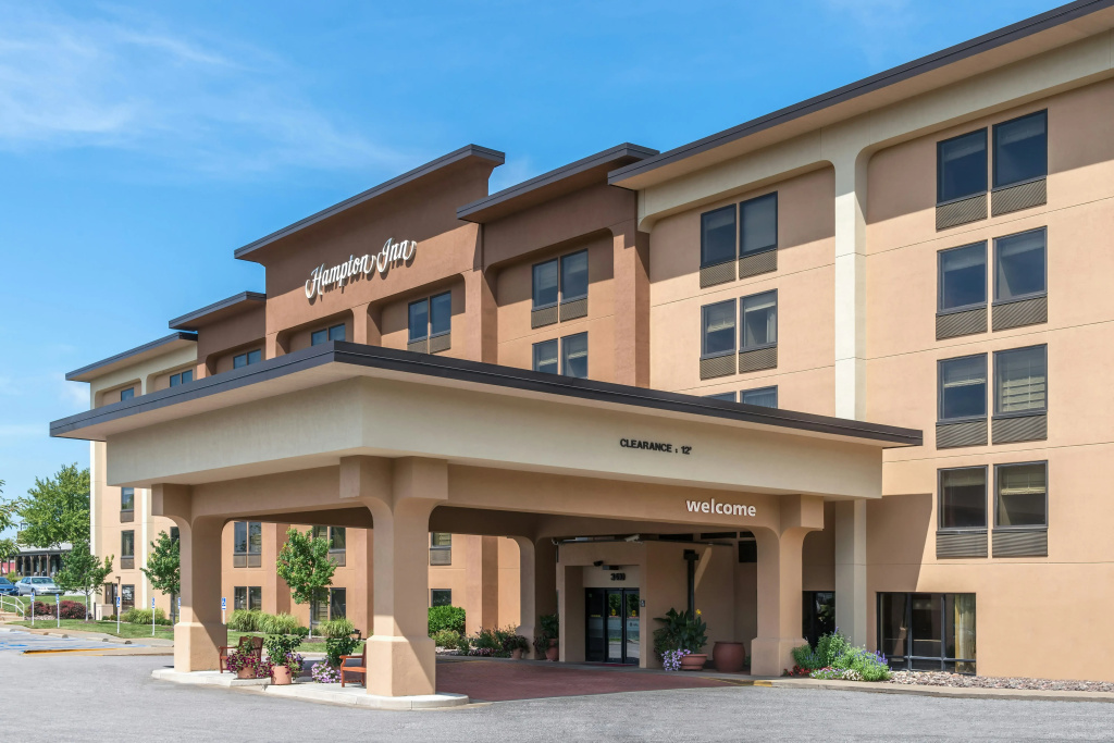 photo 1 of Hampton Inn Columbia