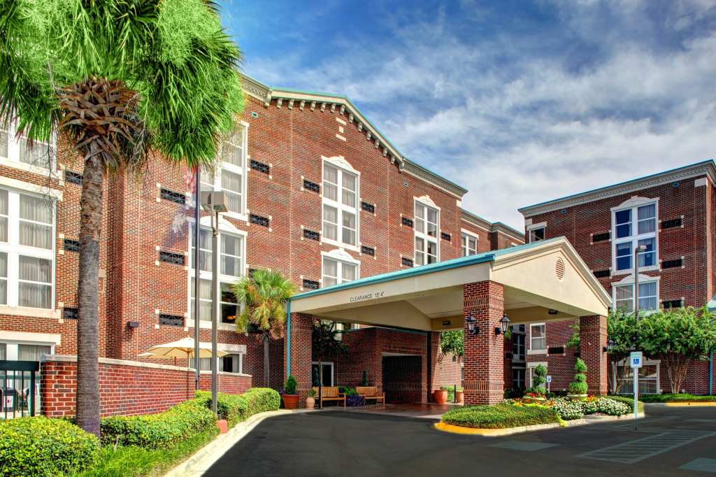 photo 1 of Hampton Inn Columbia-Downtown Historic District