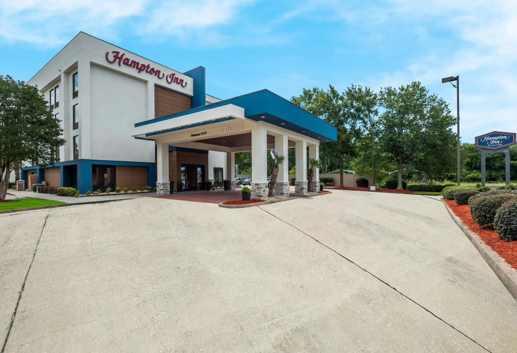 photo 1 of Hampton Inn Columbia-I-26 Airport