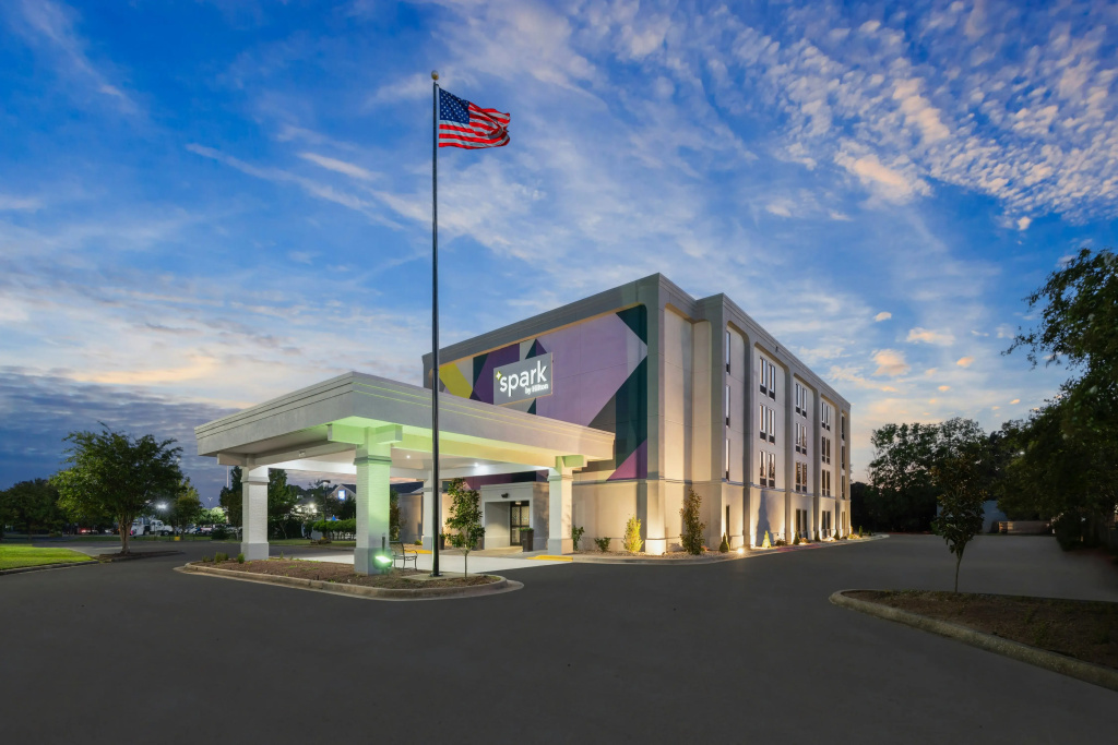 photo 1 of Spark by Hilton Decatur