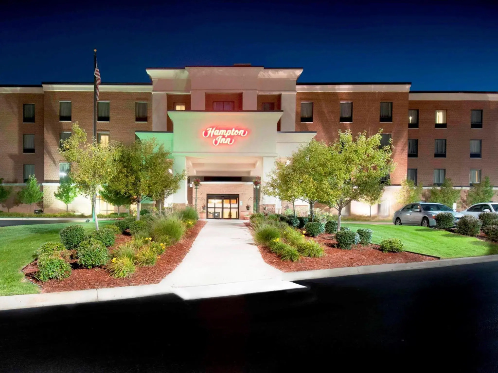photo 1 of Hampton Inn Commerce Novi