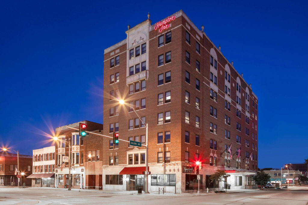 photo 1 of Hampton Inn Freeport