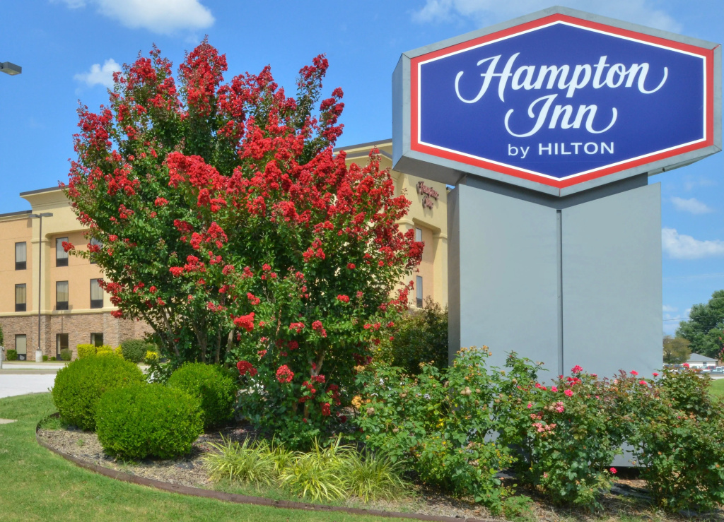 photo 1 of Hampton Inn Harrison