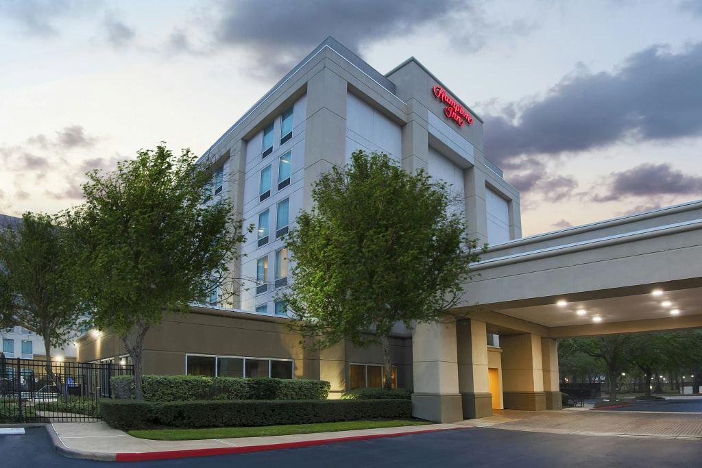 photo 1 of Hampton Inn Houston-Near The Galleria