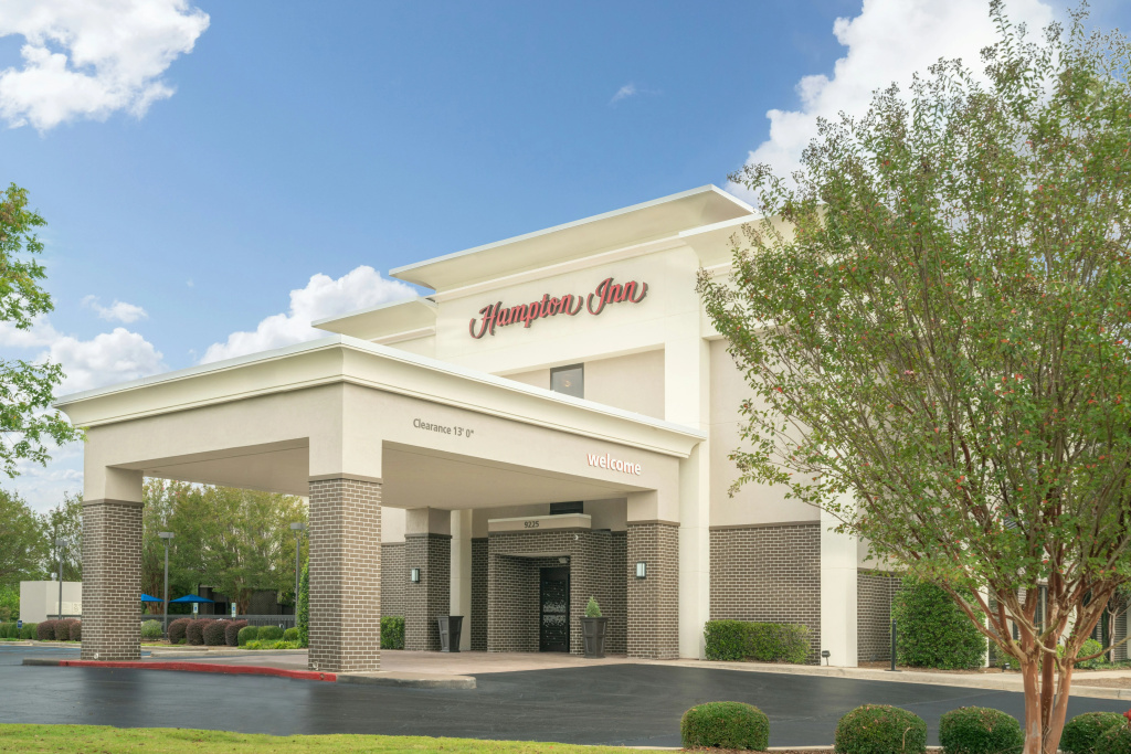 photo 1 of Hampton Inn Madison Huntsville Airport