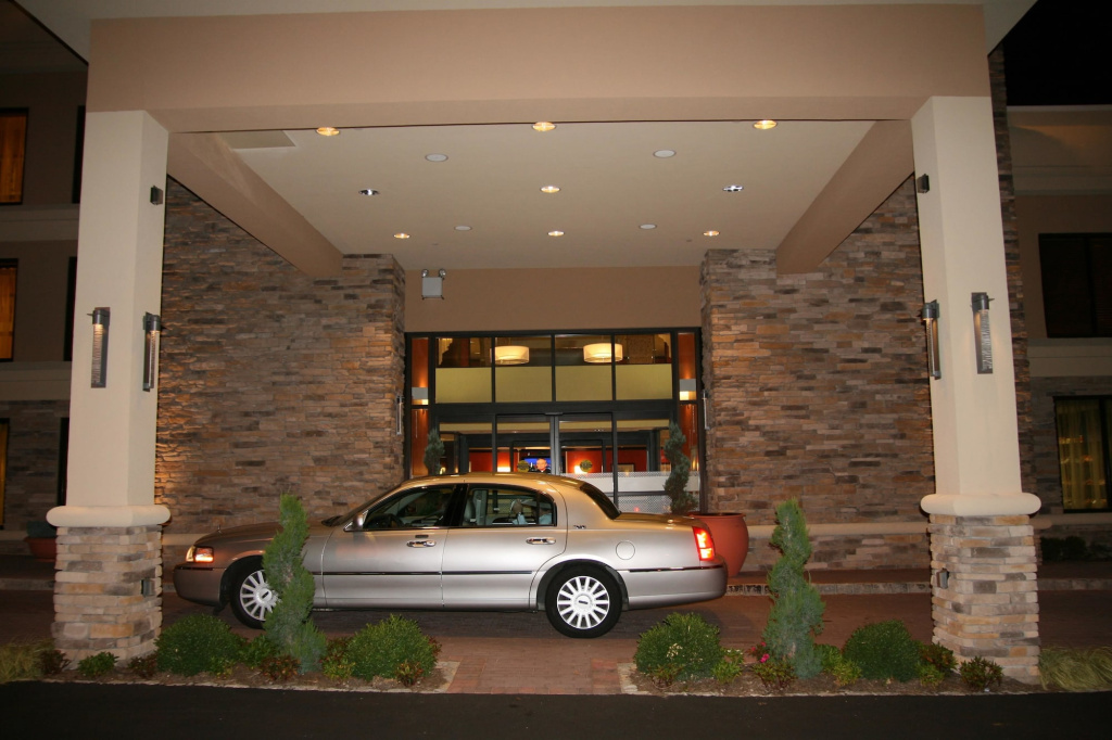 photo 1 of Hampton Inn Jericho - Westbury