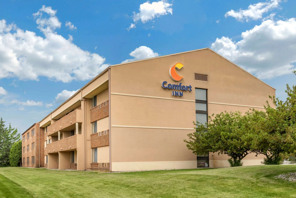 photo 1 of Comfort Inn Lansing West