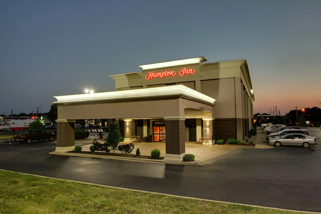 photo 1 of Hampton Inn Lebanon