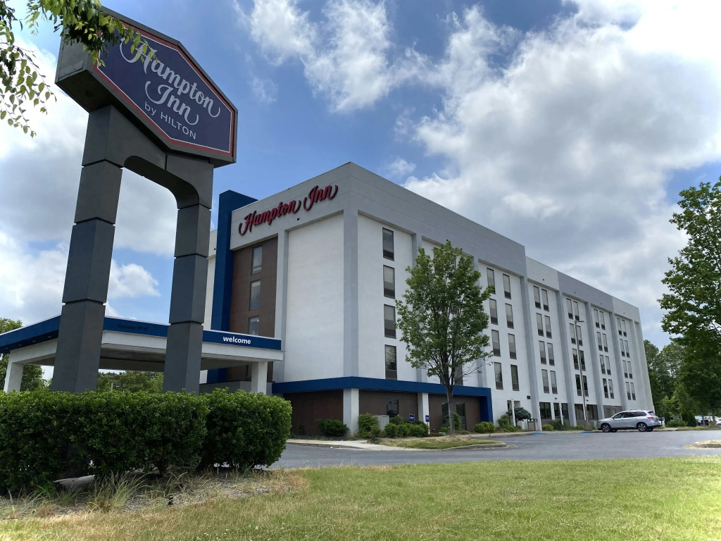 photo 1 of Hampton Inn by Hilton Lexington Park