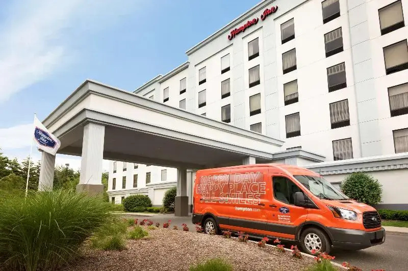 photo 1 of Hampton Inn Long Island/Islandia