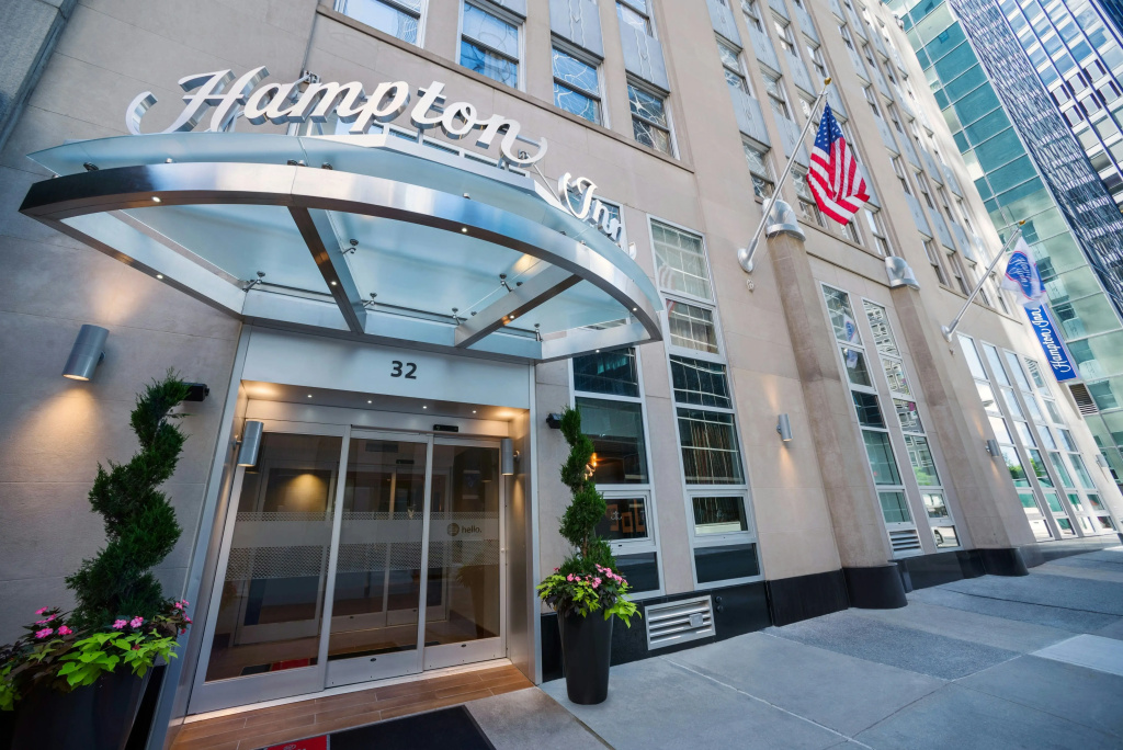 photo 1 of Hampton Inn Manhattan/Downtown-Financial District
