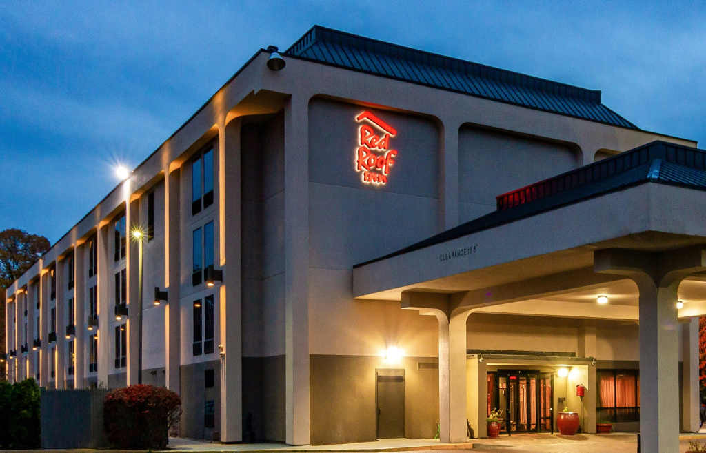 photo 1 of Red Roof Inn Meriden