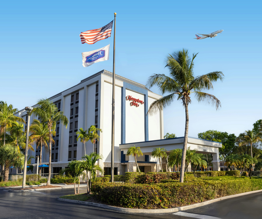photo 1 of Hampton Inn Miami-Airport West