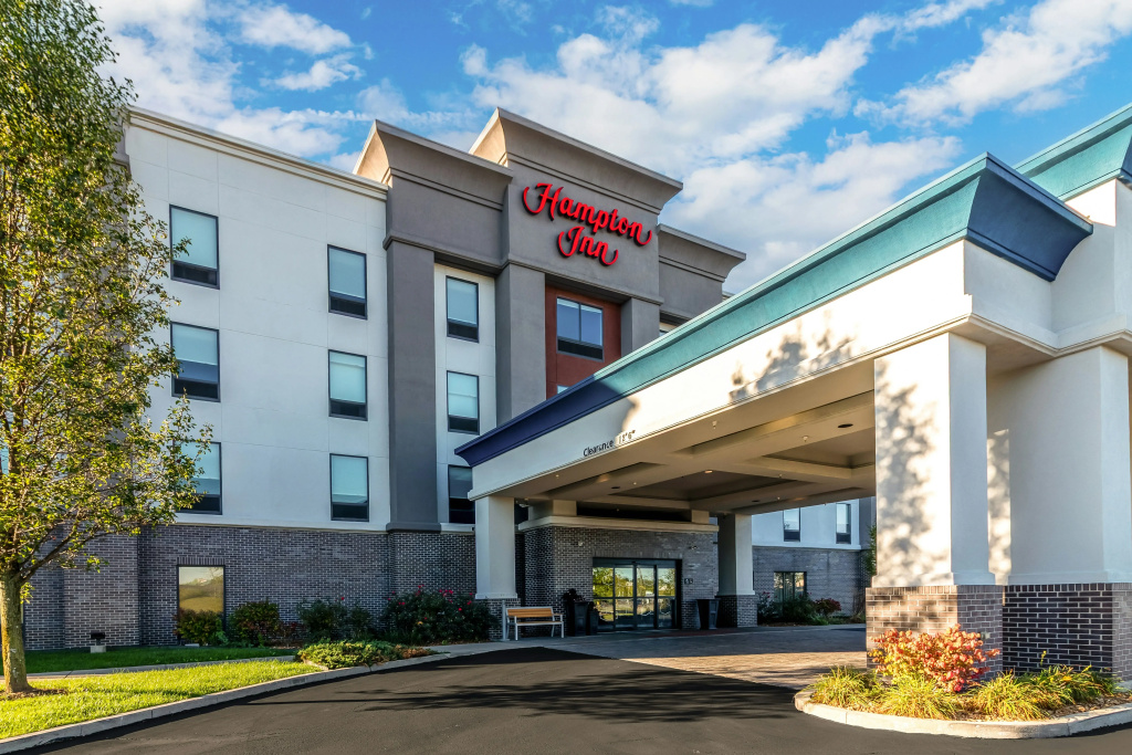 photo 1 of Hampton Inn Middletown