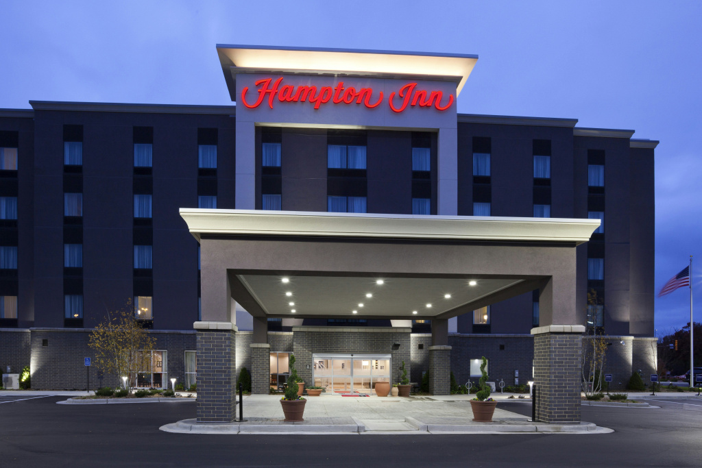 photo 1 of Hampton Inn Minneapolis Bloomington West