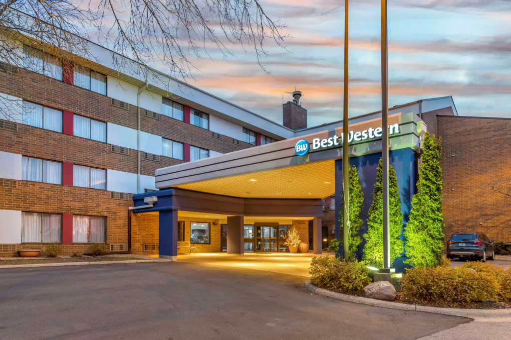 photo 1 of Best Western Bloomington Edina - Minneapolis