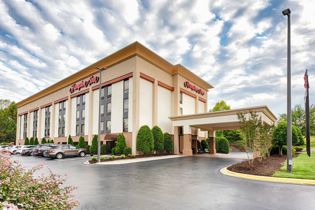 photo 1 of Hampton Inn Morganton