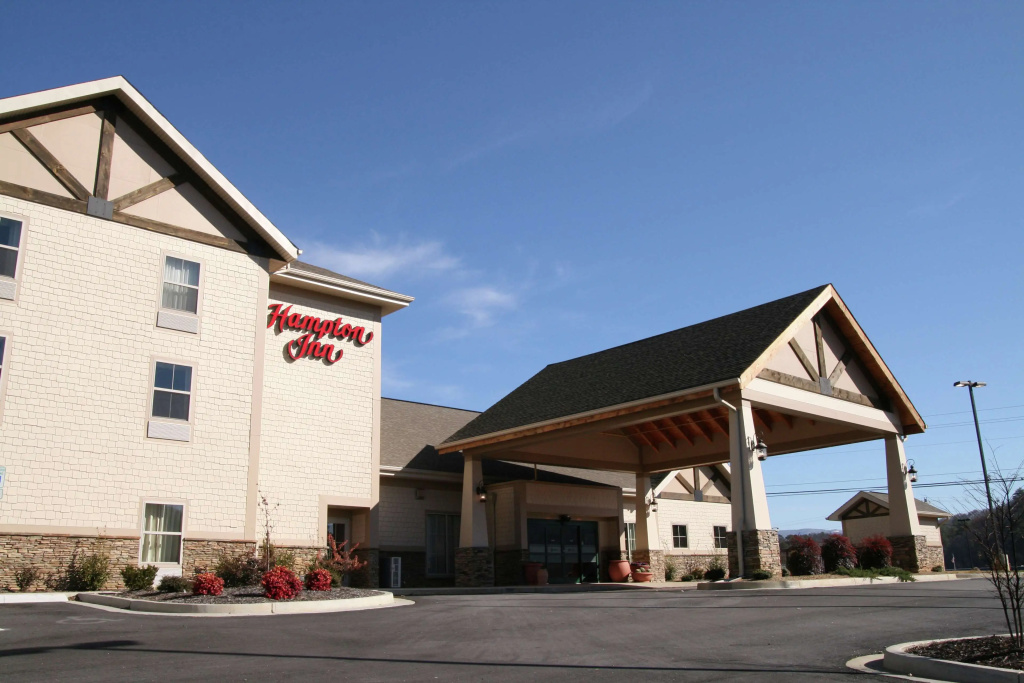 photo 1 of Hampton Inn Murphy