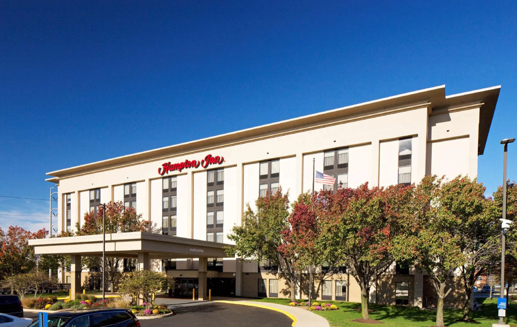 photo 1 of Hampton Inn Philadelphia/Airport