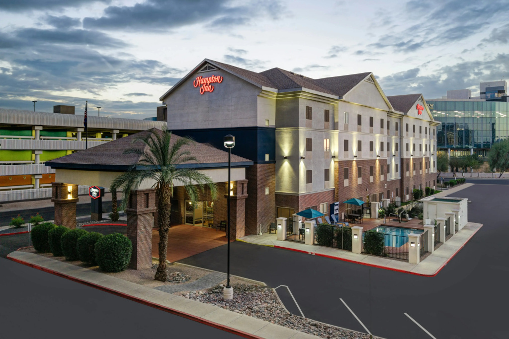 photo 1 of Hampton Inn Phoenix-Midtown-Downtown Area