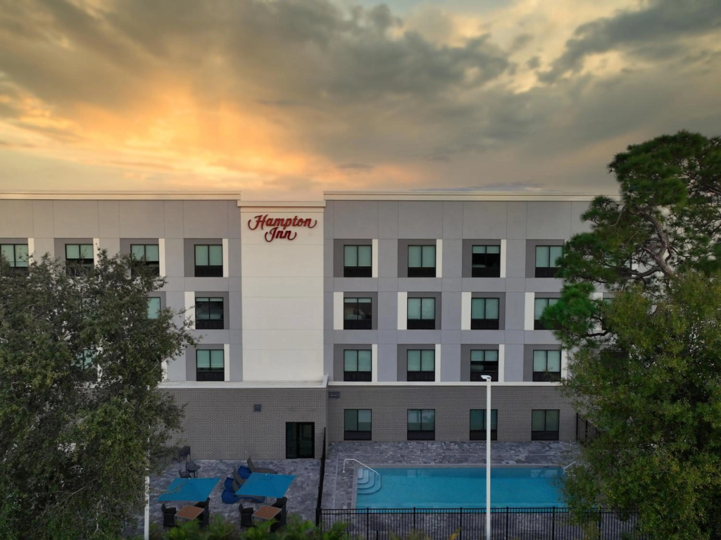 photo 1 of Hampton Inn Pinellas Park St. Petersburg, FL