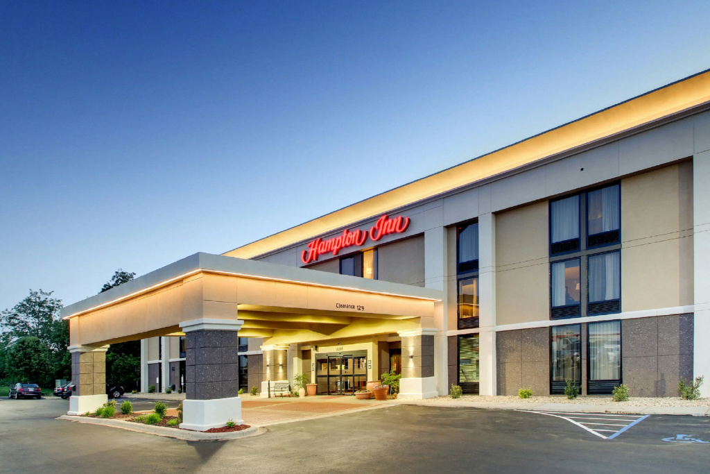 photo 1 of Hampton Inn Rolla