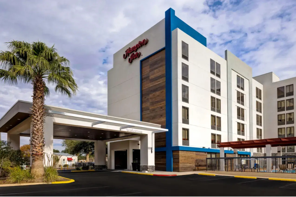 photo 1 of Hampton Inn San Antonio-Downtown (River Walk)