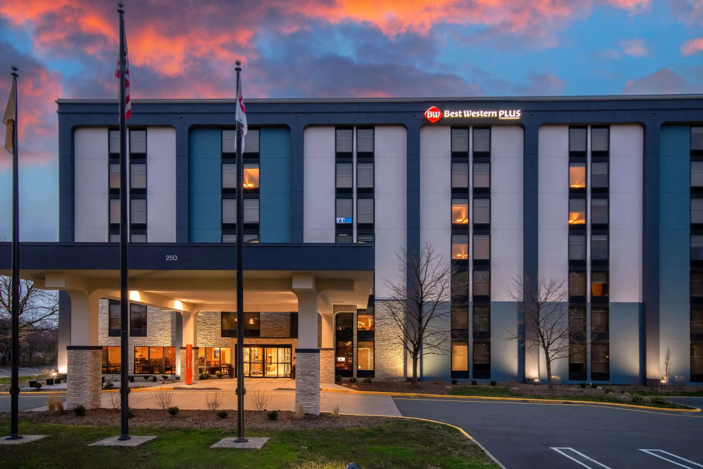 photo 1 of Best Western Plus Meadowlands