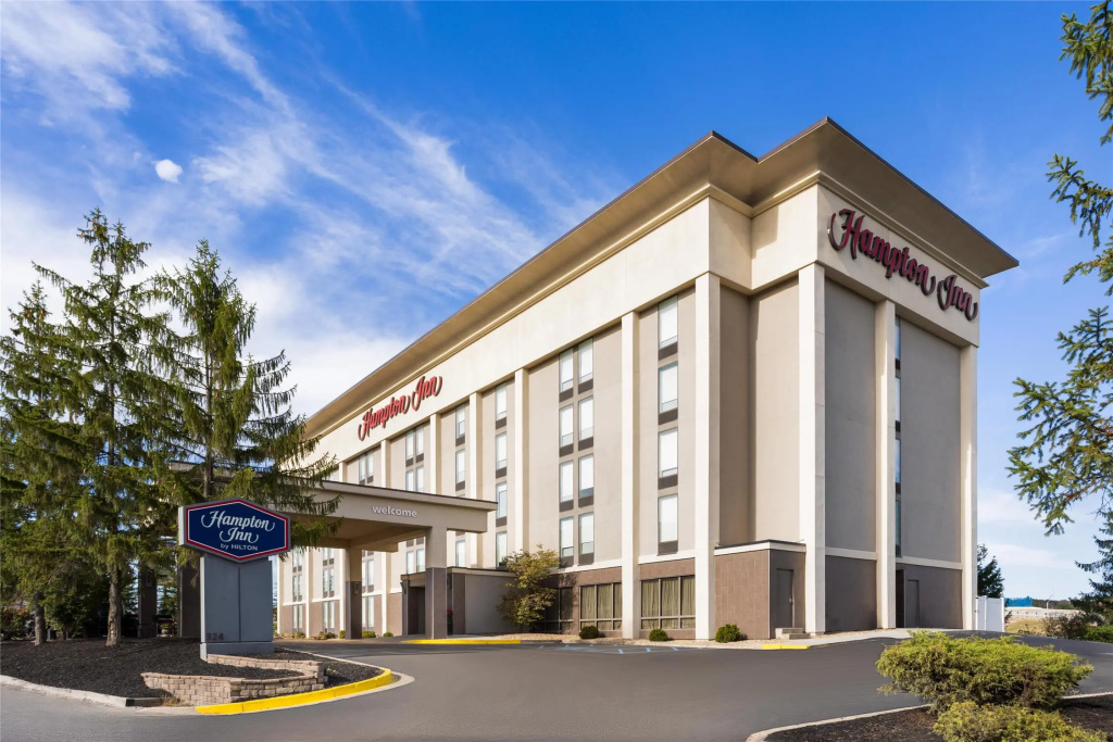 photo 1 of Hampton Inn Somerset