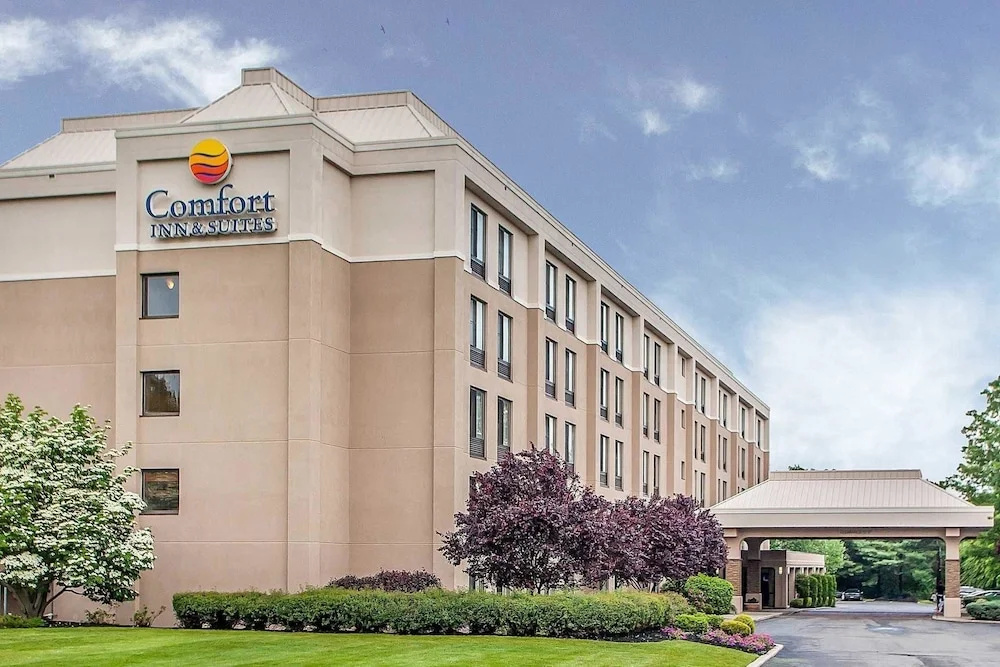 photo 1 of Hampton Inn