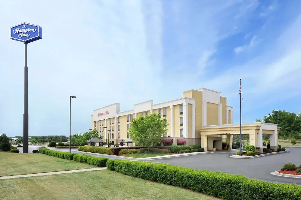 photo 1 of Hampton Inn