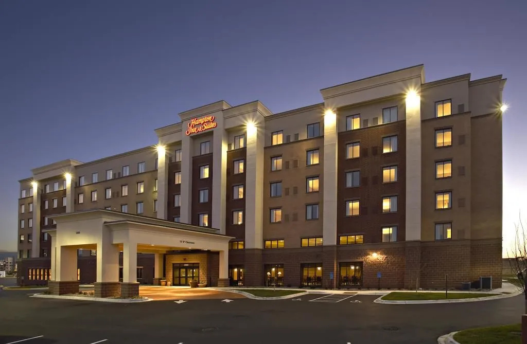 photo 1 of Hampton Inn & Suites Minneapolis St. Paul Airport-Mall of America
