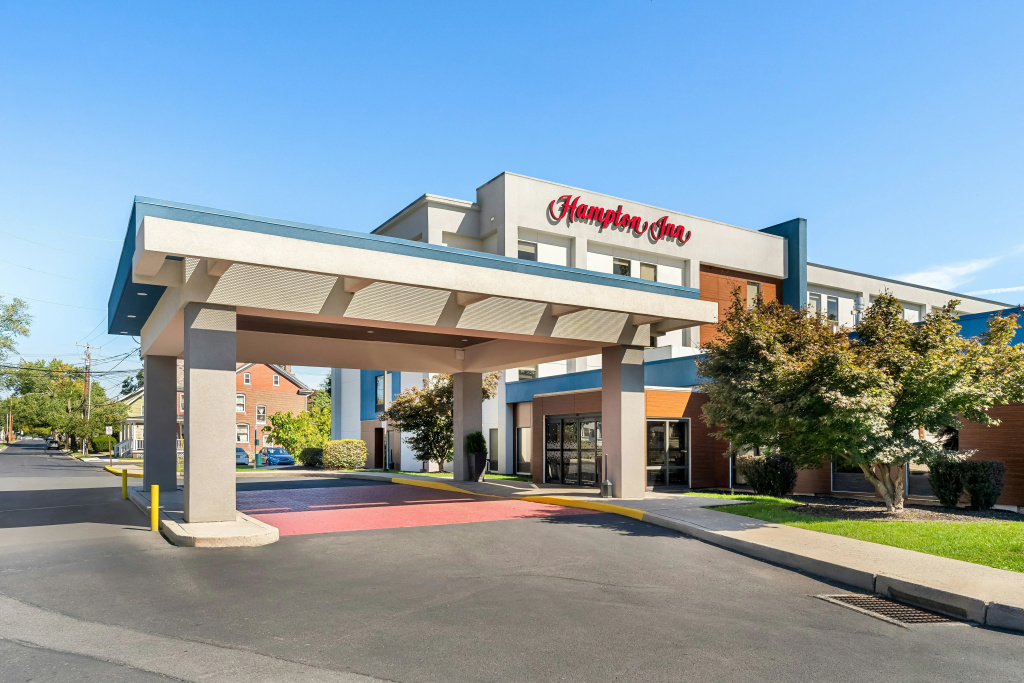 photo 1 of Hampton Inn Stroudsburg/Poconos
