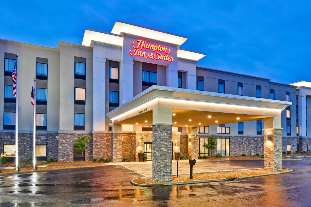 photo 1 of Hampton Inn & Suites Ashland