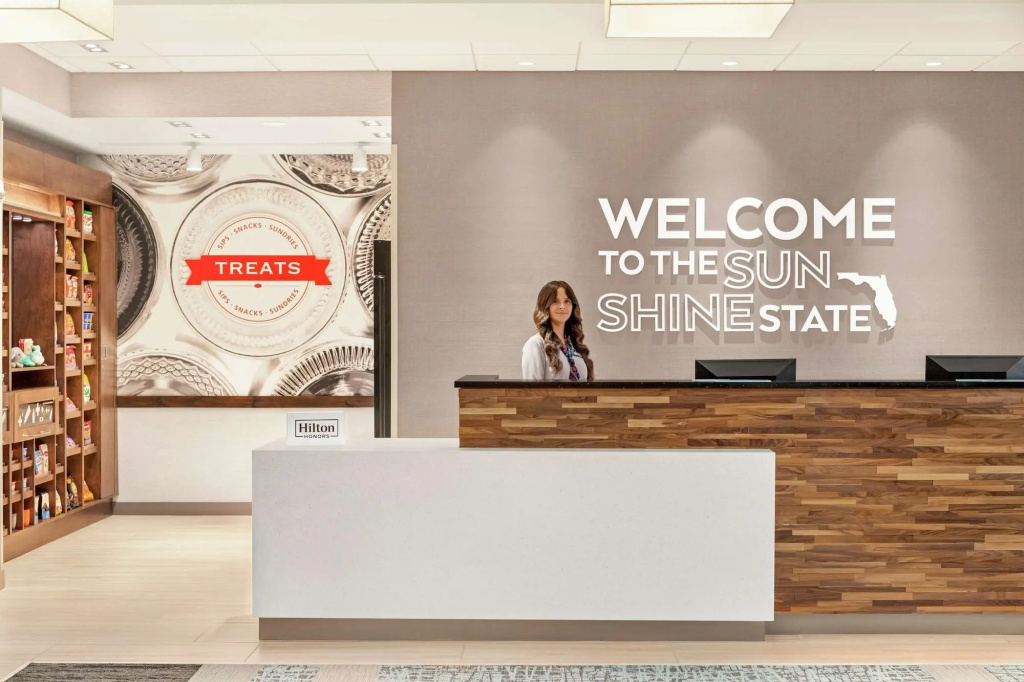 photo 1 of Hampton Inn And Suites Miami Kendall
