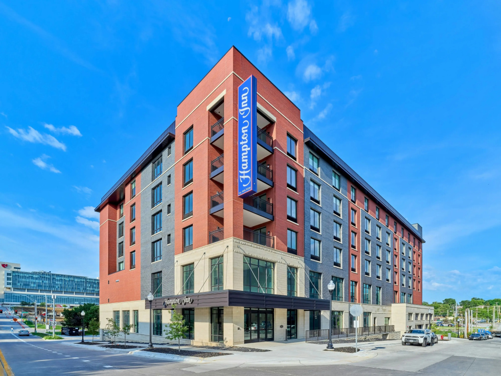 photo 1 of Hampton Inn by Hilton Omaha UN Medical Center Area