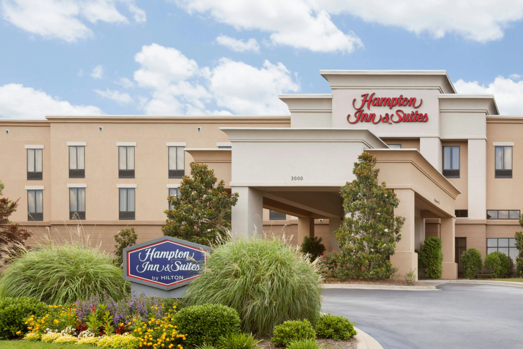 photo 1 of Hampton Inn Suites Opelika I85 Auburn Area