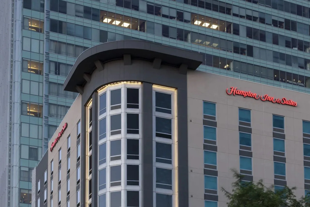 photo 1 of Hampton Inn & Suites Phoenix Downtown