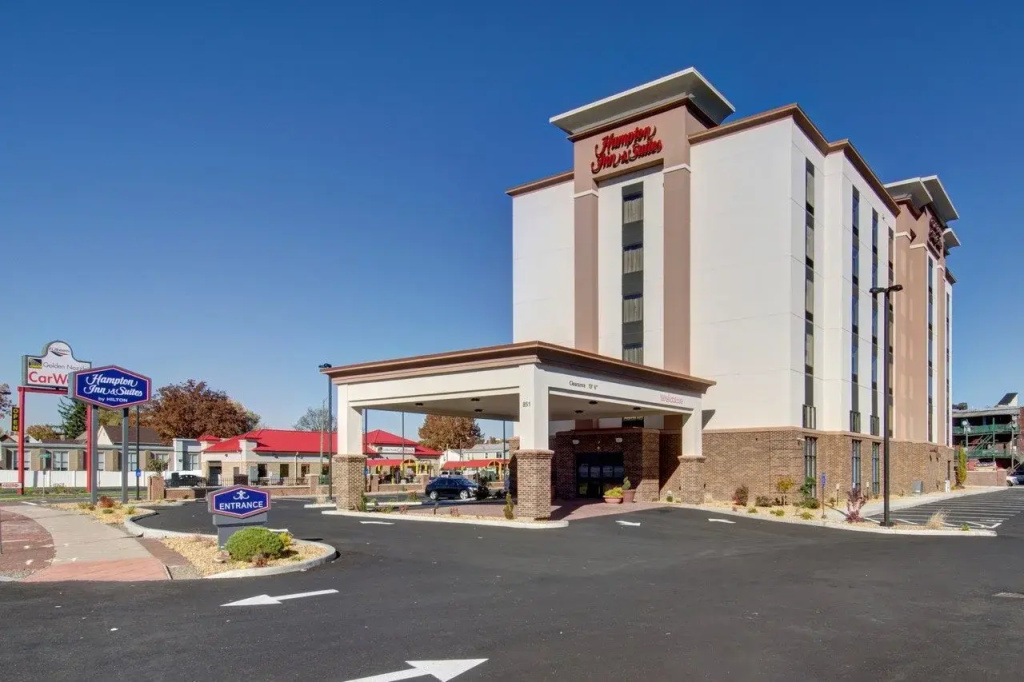 photo 1 of Hampton Inn & Suites Springfield/Downtown