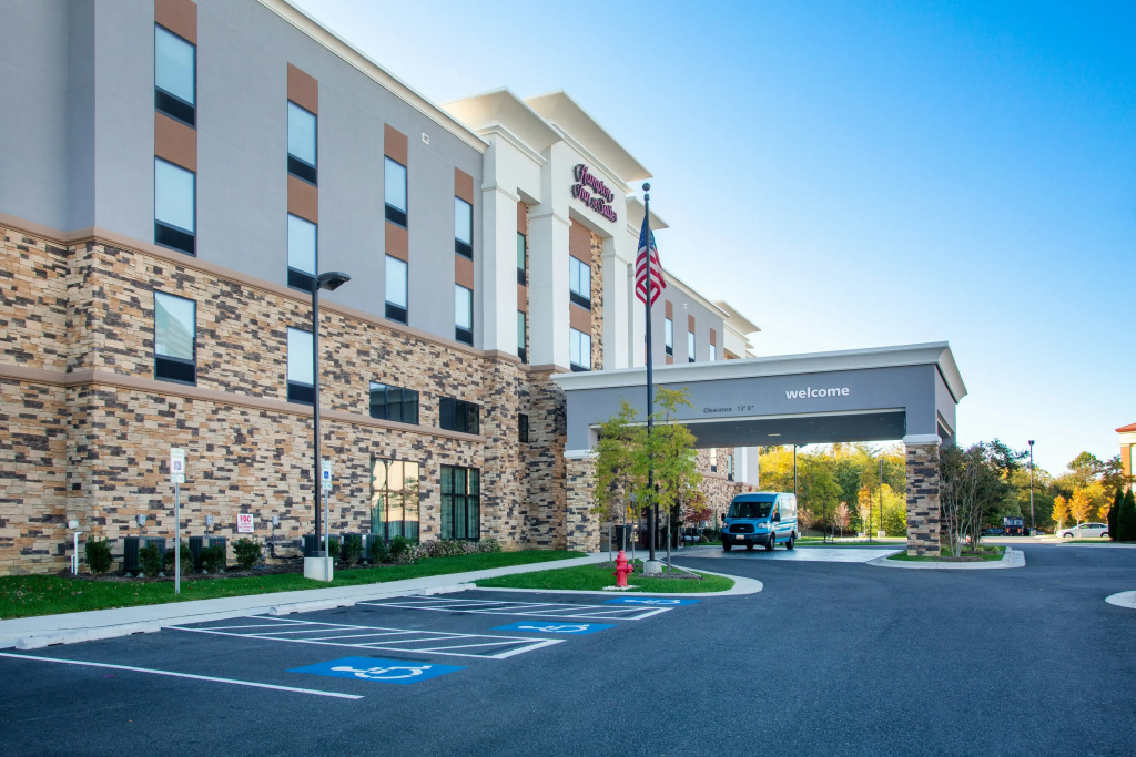 photo 1 of Hampton Inn & Suites Washington D.C./Lanham