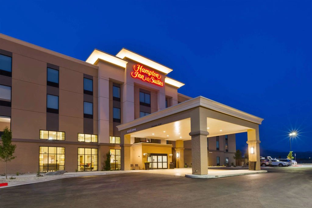 photo 1 of Hampton Inn & Suites Wells