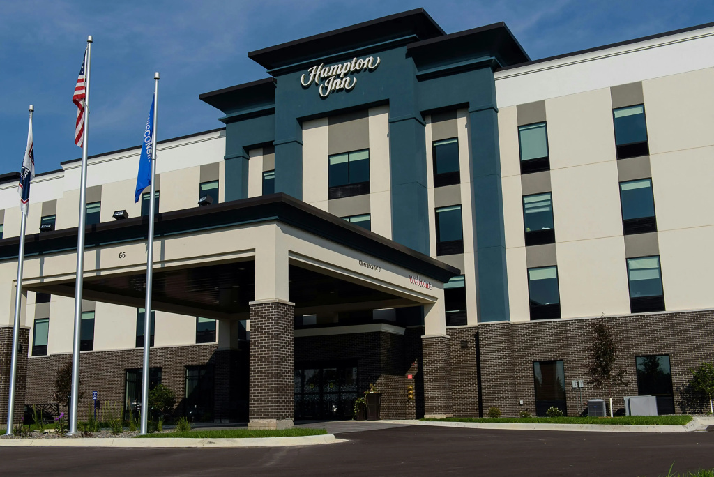photo 1 of Hampton Inn Superior Duluth